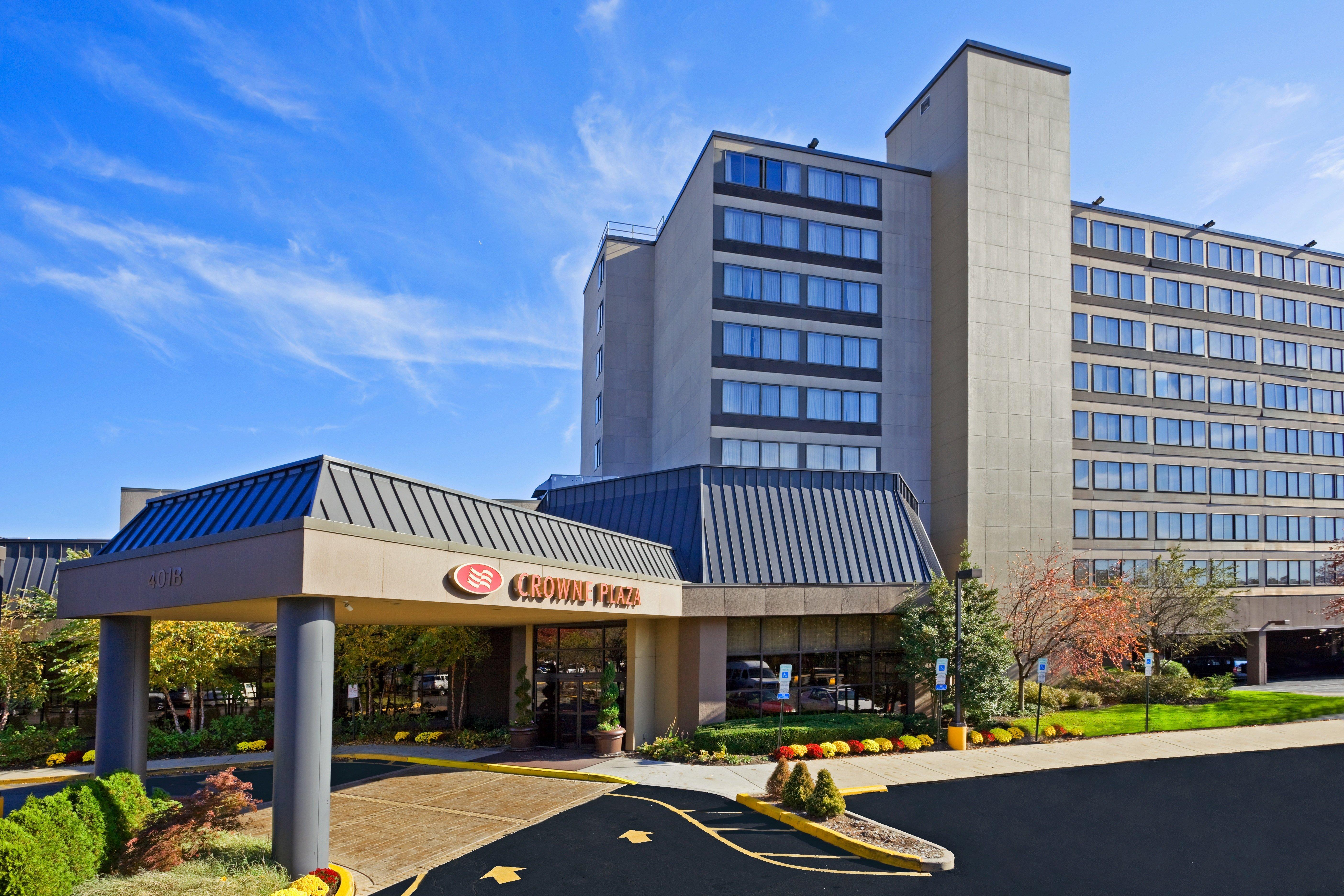 Crowne Plaza Englewood By Ihg Hotel Exterior foto